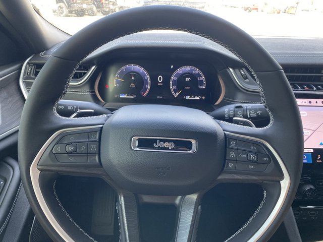 2025 Jeep Grand Cherokee Limited 4WD L