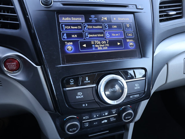 2018 Acura ILX w/Premium Pkg