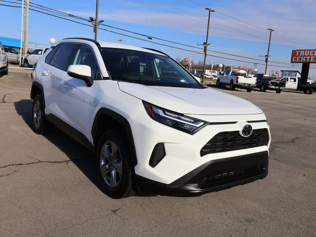 2022 Toyota RAV4 XLE FWD