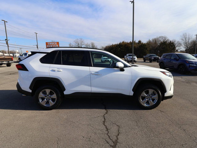 2022 Toyota RAV4 XLE FWD