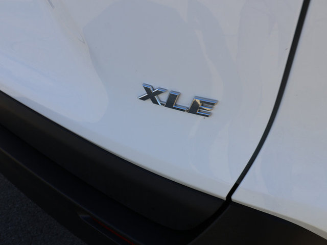 2022 Toyota RAV4 XLE FWD