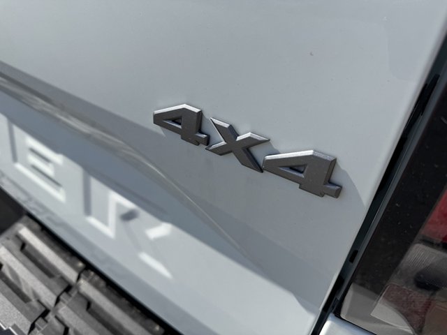 2025 Nissan Frontier SV 4WD