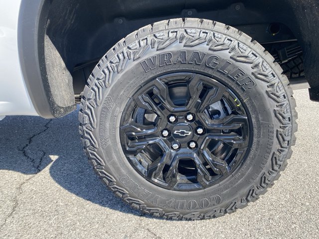 2025 Chevrolet Silverado 1500 ZR2 4WD 147WB