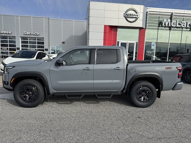 2025 Nissan Frontier PRO-4X 4WD
