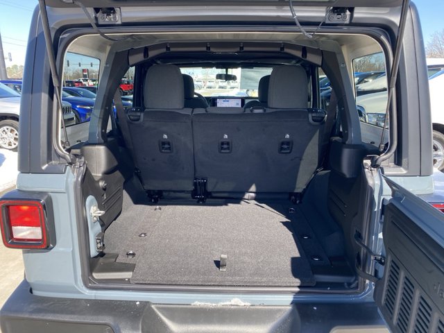 2025 Jeep Wrangler Sport 4Dr 4WD