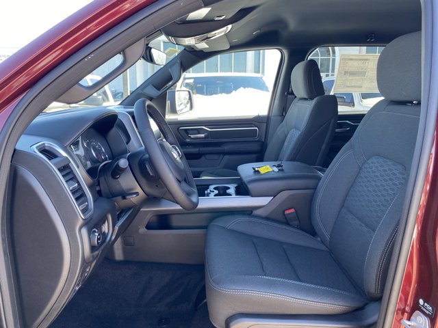 2025 Ram 1500 Big Horn 4WD 5ft7 Box
