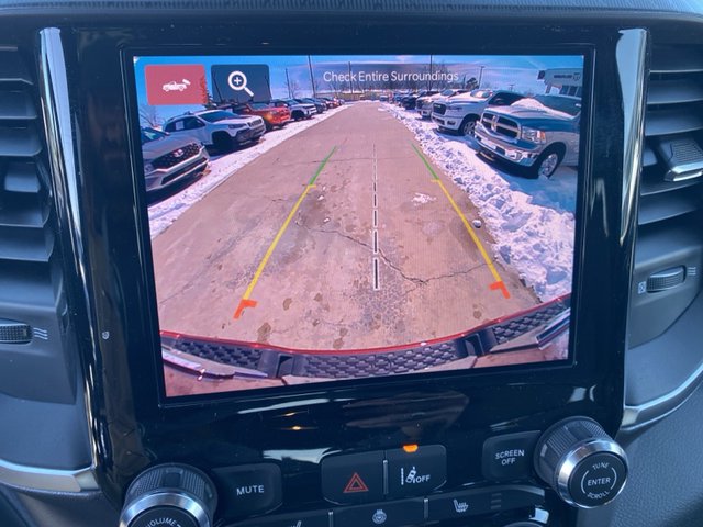 2025 Ram 1500 Big Horn 4WD 5ft7 Box