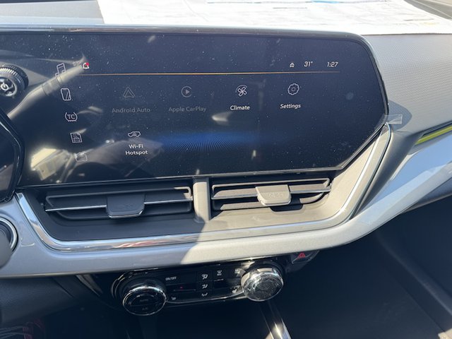 2025 Chevrolet Trax LT FWD