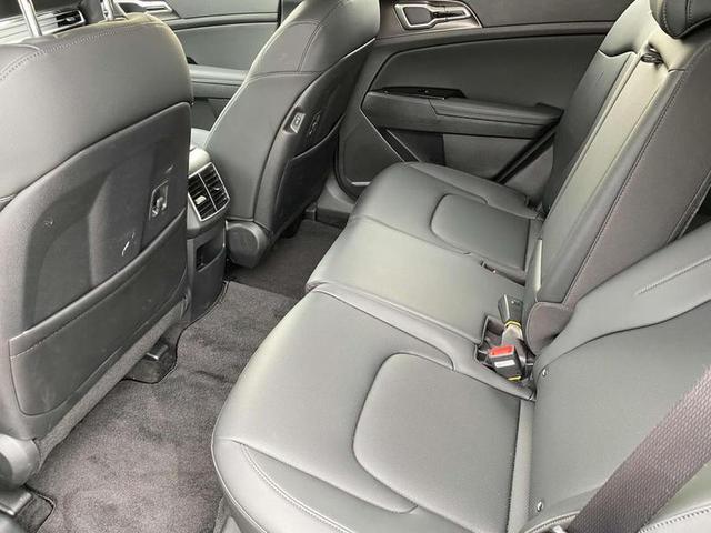 2024 Kia Sportage EX FWD