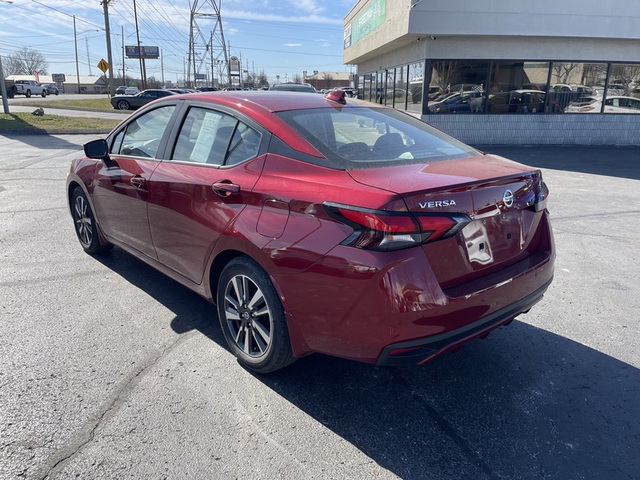 2022 Nissan Versa SV