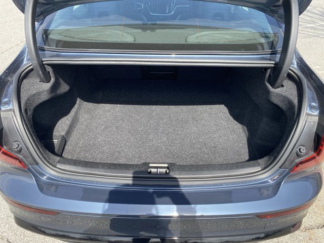 2024 Volvo S60 Plus Dark Theme