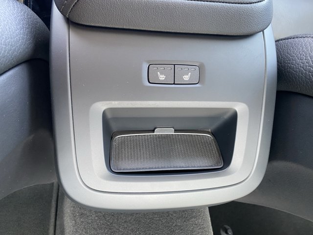 2024 Volvo S60 Plus Dark Theme