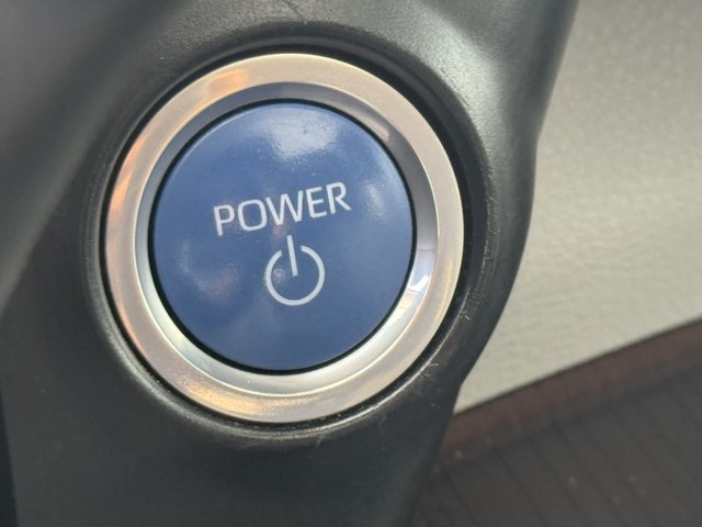 2022 Toyota Sienna Hybrid XLE FWD 7-Pass