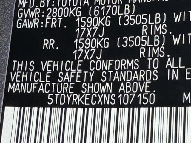 2022 Toyota Sienna Hybrid XLE FWD 7-Pass