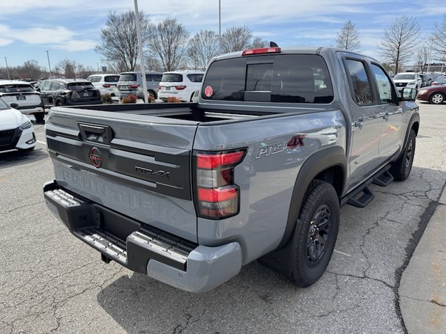 2025 Nissan Frontier PRO-4X 4WD