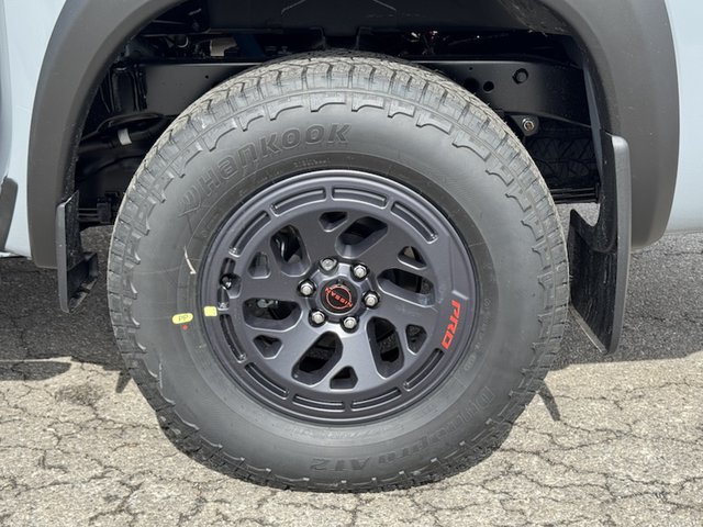 2025 Nissan Frontier PRO-4X 4WD