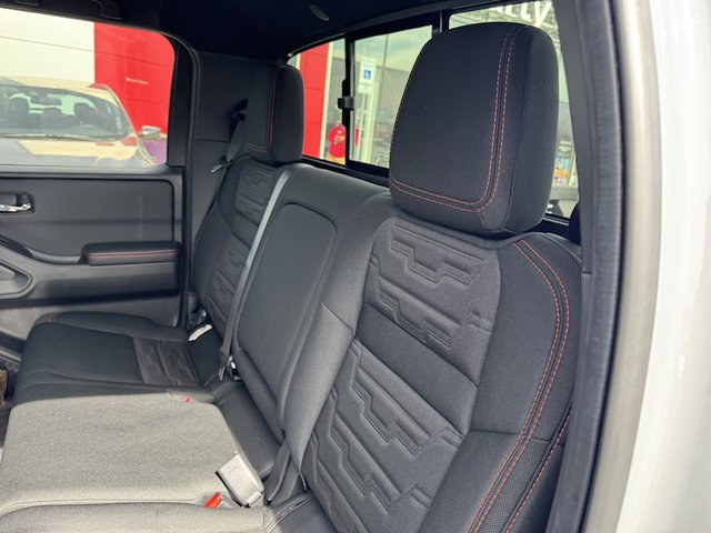 2025 Nissan Frontier PRO-4X 4WD