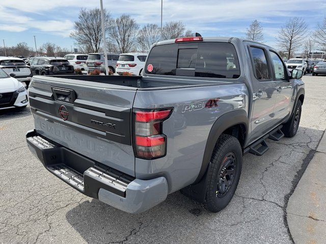 2025 Nissan Frontier PRO-4X 4WD