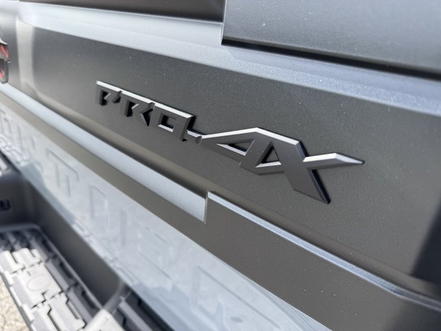 2025 Nissan Frontier PRO-4X 4WD