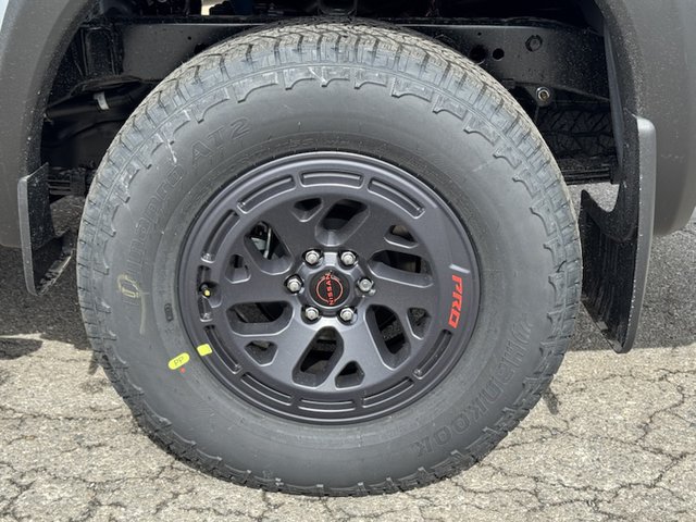 2025 Nissan Frontier PRO-4X 4WD