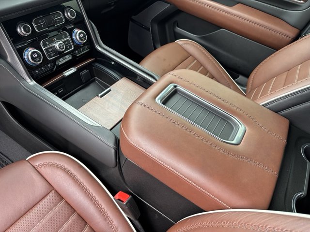 2023 GMC Yukon Denali Ultimate 4WD