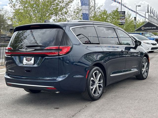 2025 Chrysler Pacifica Pinnacle FWD
