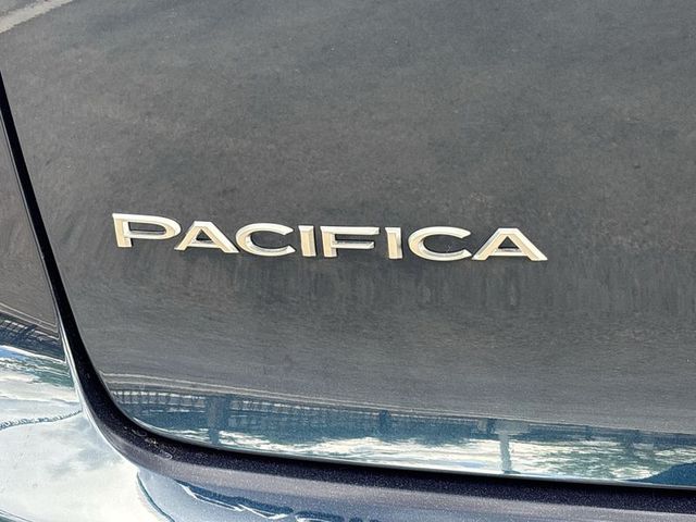 2025 Chrysler Pacifica Pinnacle FWD