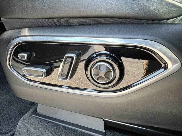 2023 Jeep Grand Cherokee Summit 2WD