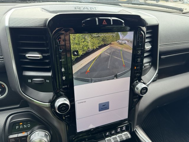 2023 Ram 1500 Laramie 4WD 5ft7 Box