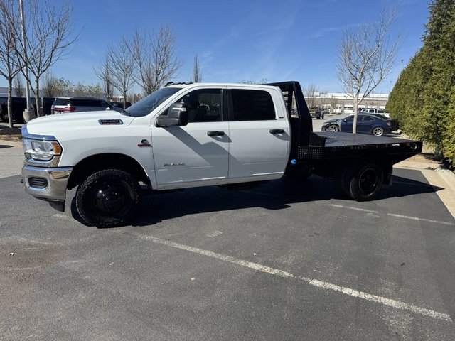 2024 Ram 3500 SLT 4WD 172WB