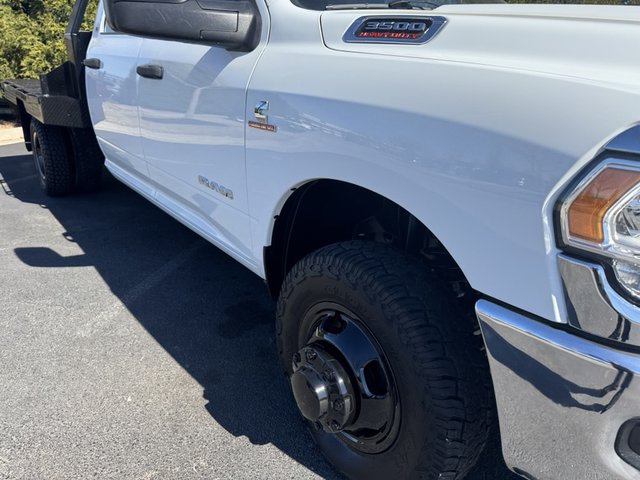 2024 Ram 3500 SLT 4WD 172WB