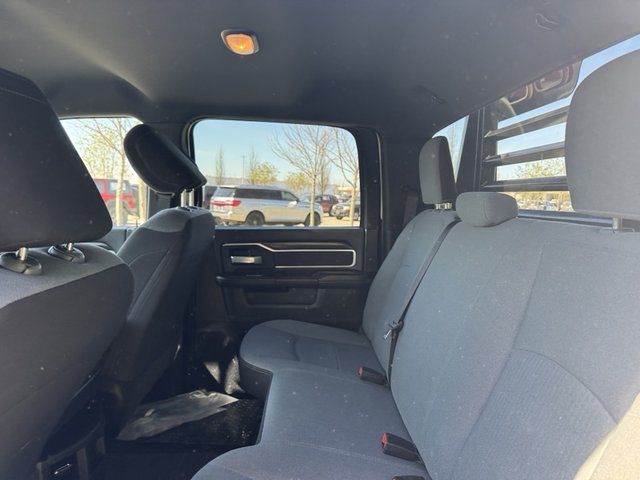 2024 Ram 3500 SLT 4WD 172WB