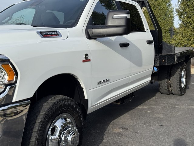 2024 Ram 3500 SLT 4WD 172WB