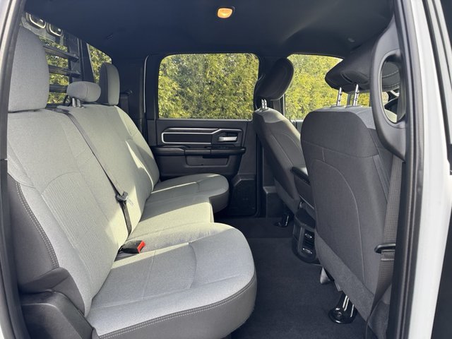 2024 Ram 3500 SLT 4WD 172WB