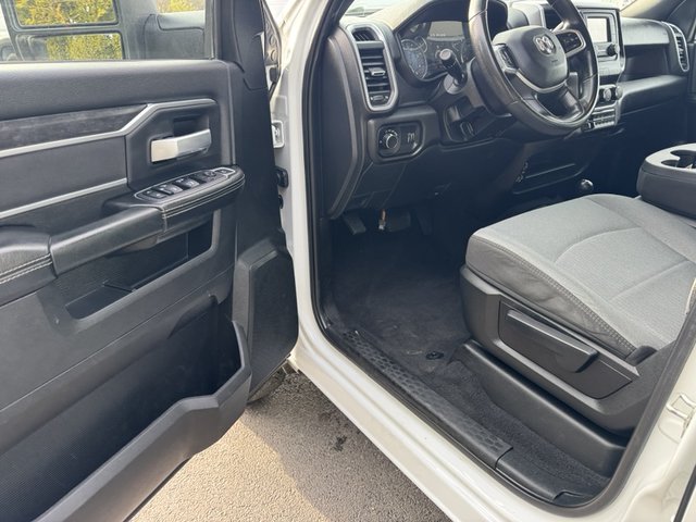 2024 Ram 3500 SLT 4WD 172WB