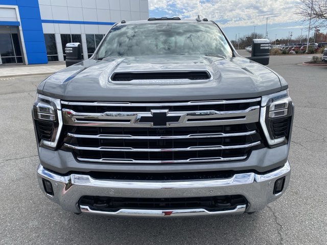 2025 Chevrolet Silverado 3500HD LTZ 4WD 172WB