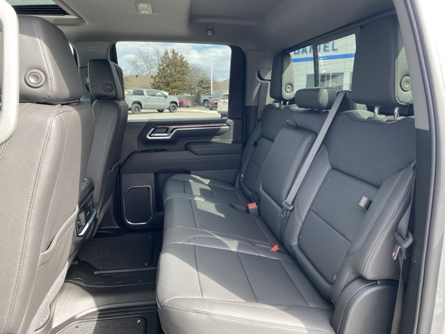 2025 Chevrolet Silverado 3500HD LTZ 4WD 172WB