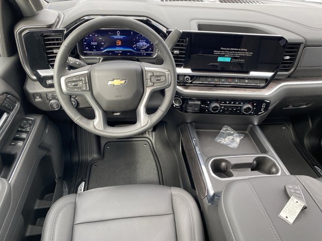 2025 Chevrolet Silverado 3500HD LTZ 4WD 172WB