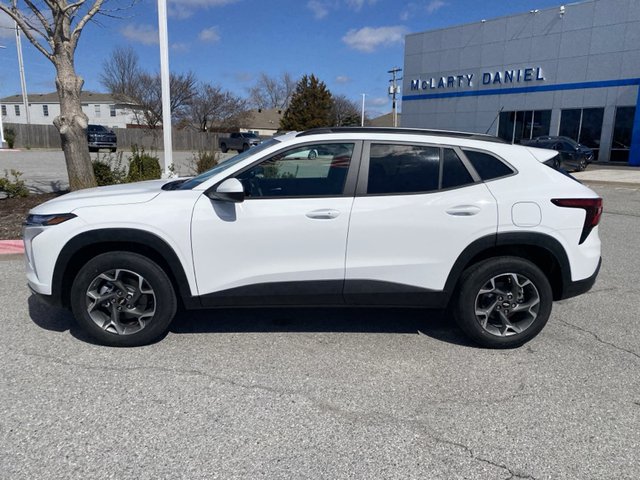 2025 Chevrolet Trax LT FWD