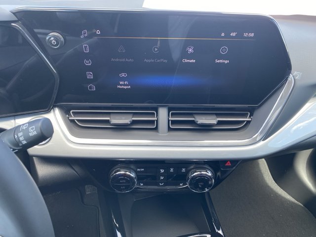 2025 Chevrolet Trax LT FWD