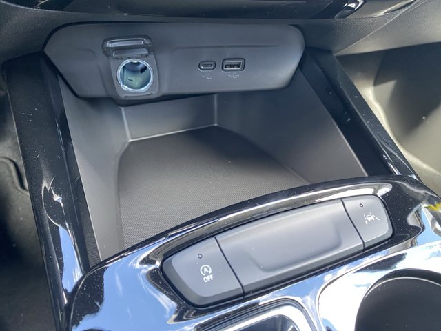 2025 Chevrolet Trax LT FWD