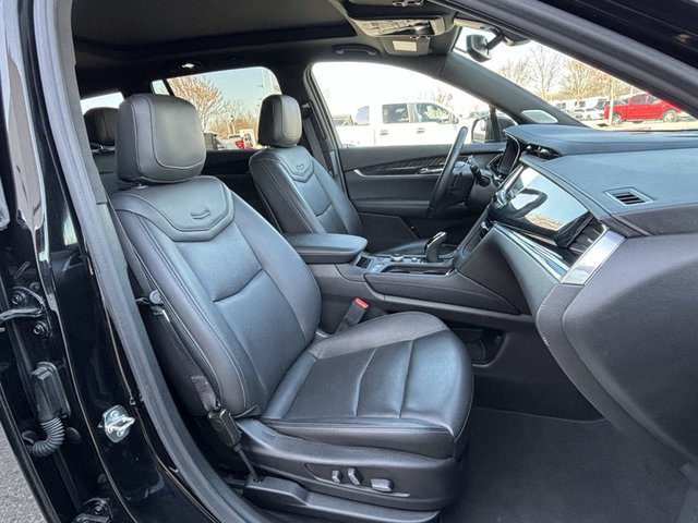 2023 Cadillac XT6 Premium Luxury FWD