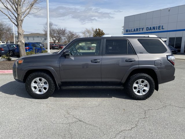 2015 Toyota 4Runner SR5 RWD