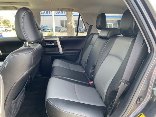 2015 Toyota 4Runner SR5 RWD