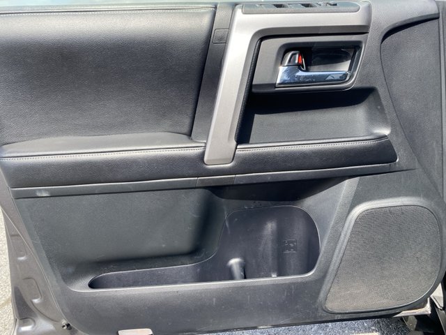 2015 Toyota 4Runner SR5 RWD