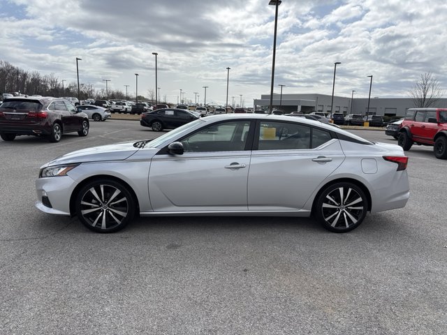 2022 Nissan Altima 2.5 SR