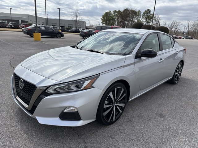 2022 Nissan Altima 2.5 SR
