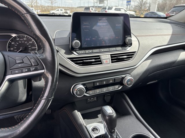 2022 Nissan Altima 2.5 SR