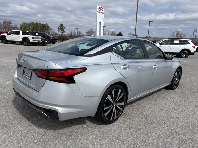 2022 Nissan Altima 2.5 SR