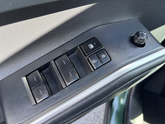 2024 Toyota Highlander LE FWD